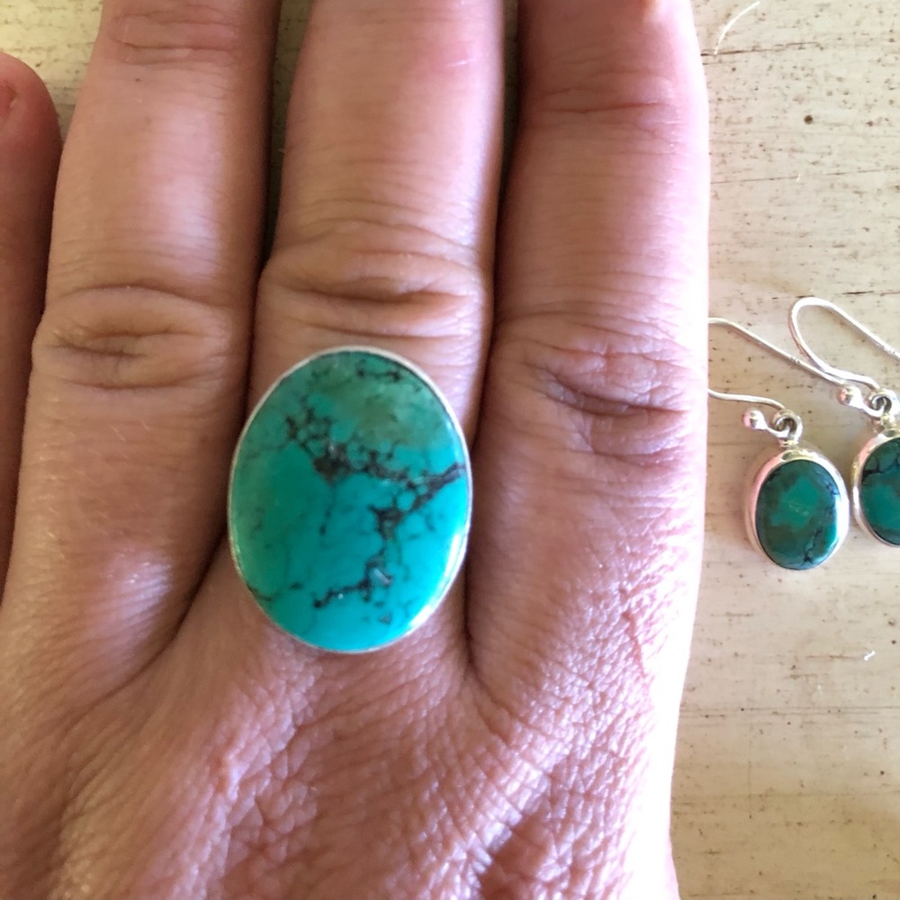 Turquoise Oval Stone Ring - Green Turquoise Silver Setting